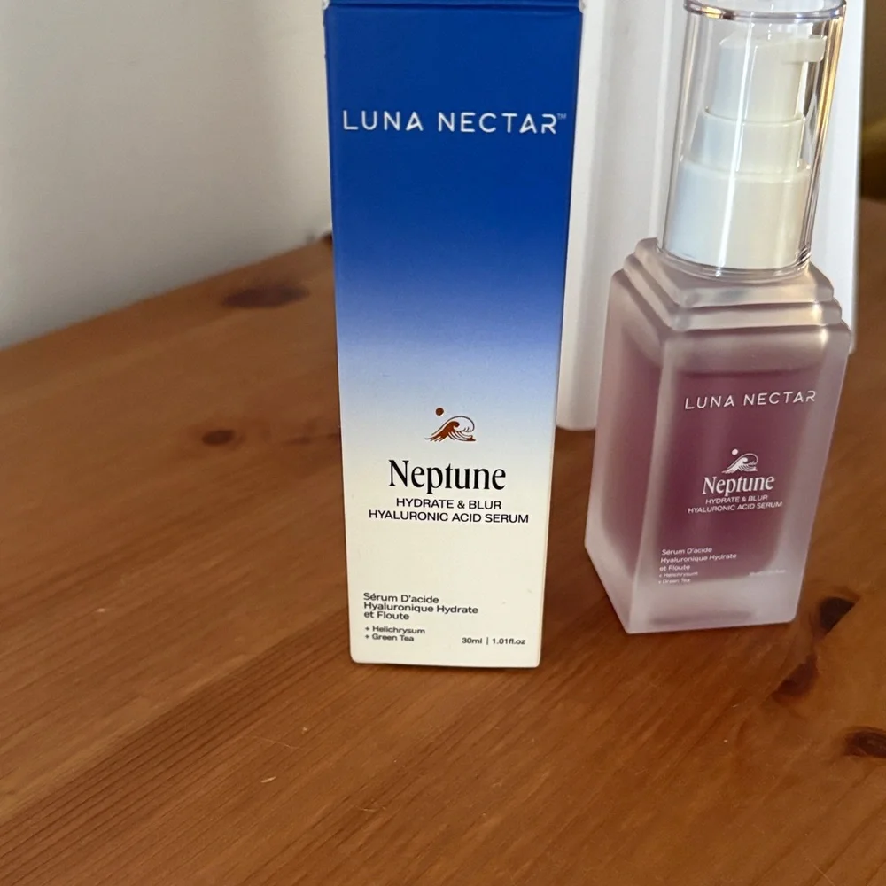 BNIB NEPTUNE serum 💜🦄 - Picture 2 of 5